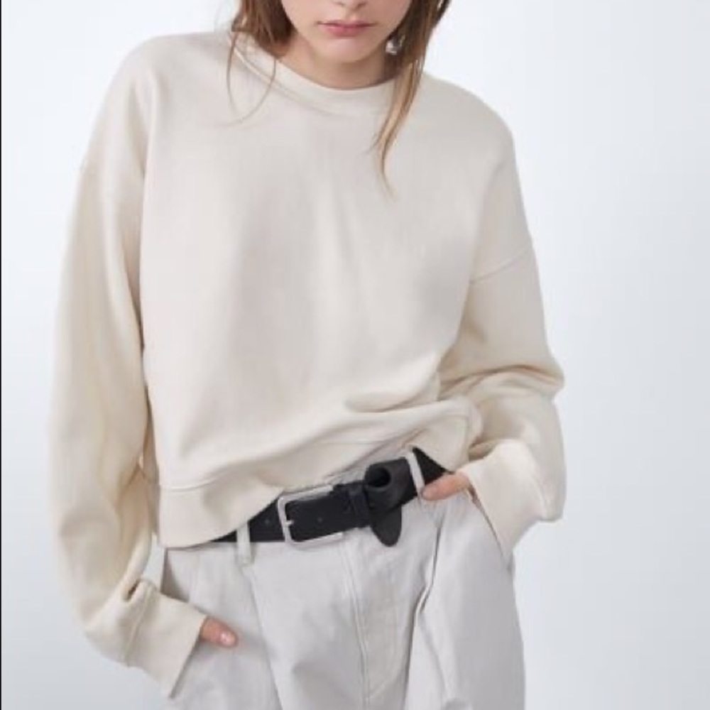 Zara Crop Sweater 💫